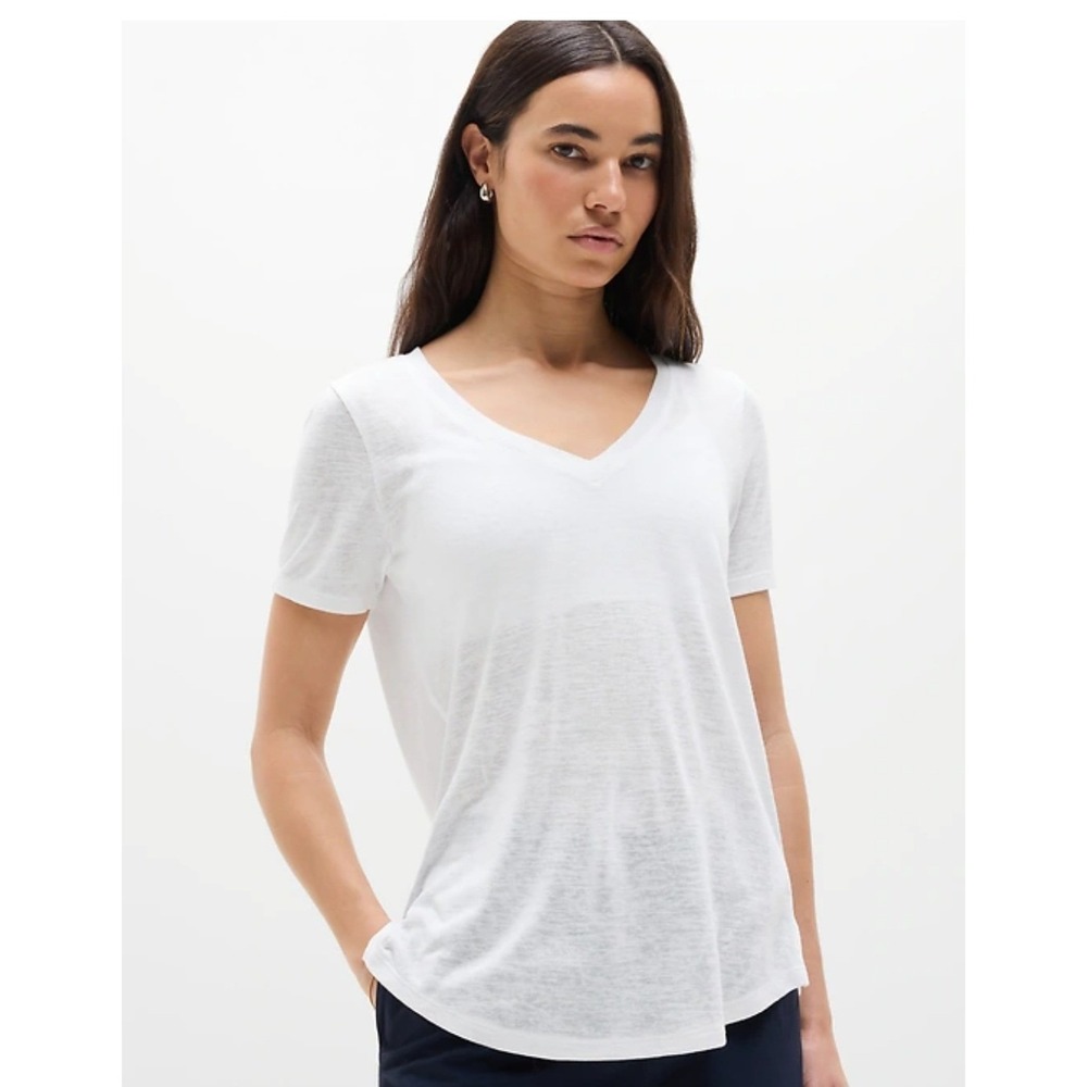 Athleta Renew V-Neck Tee White Short Sleeve Tencel Modal Top Small S